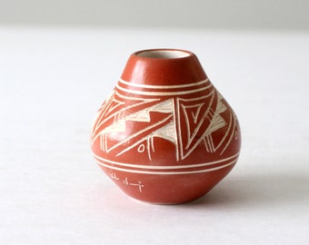 vintage Hozoni Pottery vase