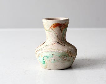 Vintage Early Red Clay Swirl NEMADJI Indian Art Pottery Swirl Vase