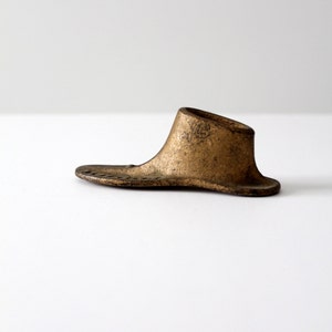 1800s cast iron Malleable shoe form, antique cobbler&#39;s shoe last