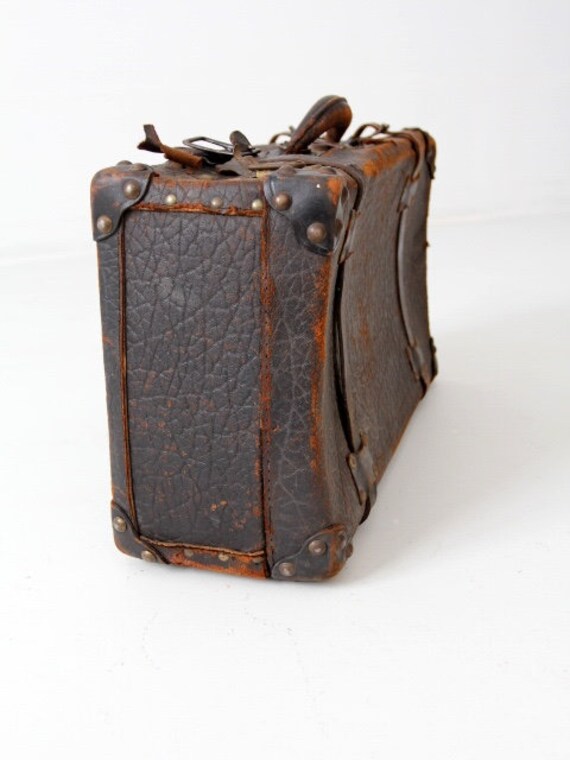 antique leather suitcase - image 5
