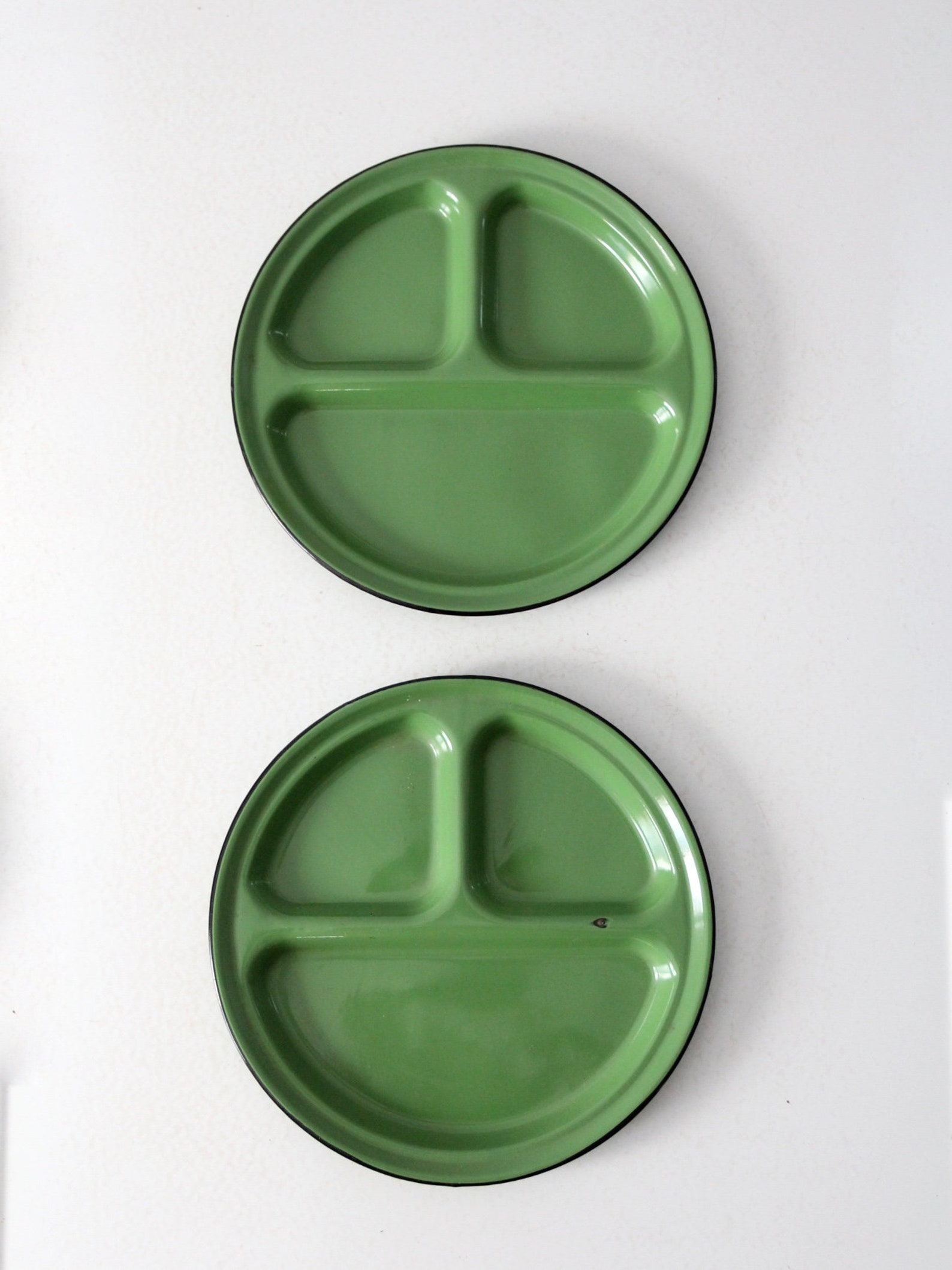 Midcentury Enamelware Divided Plates Set/2 Green Enamel Etsy