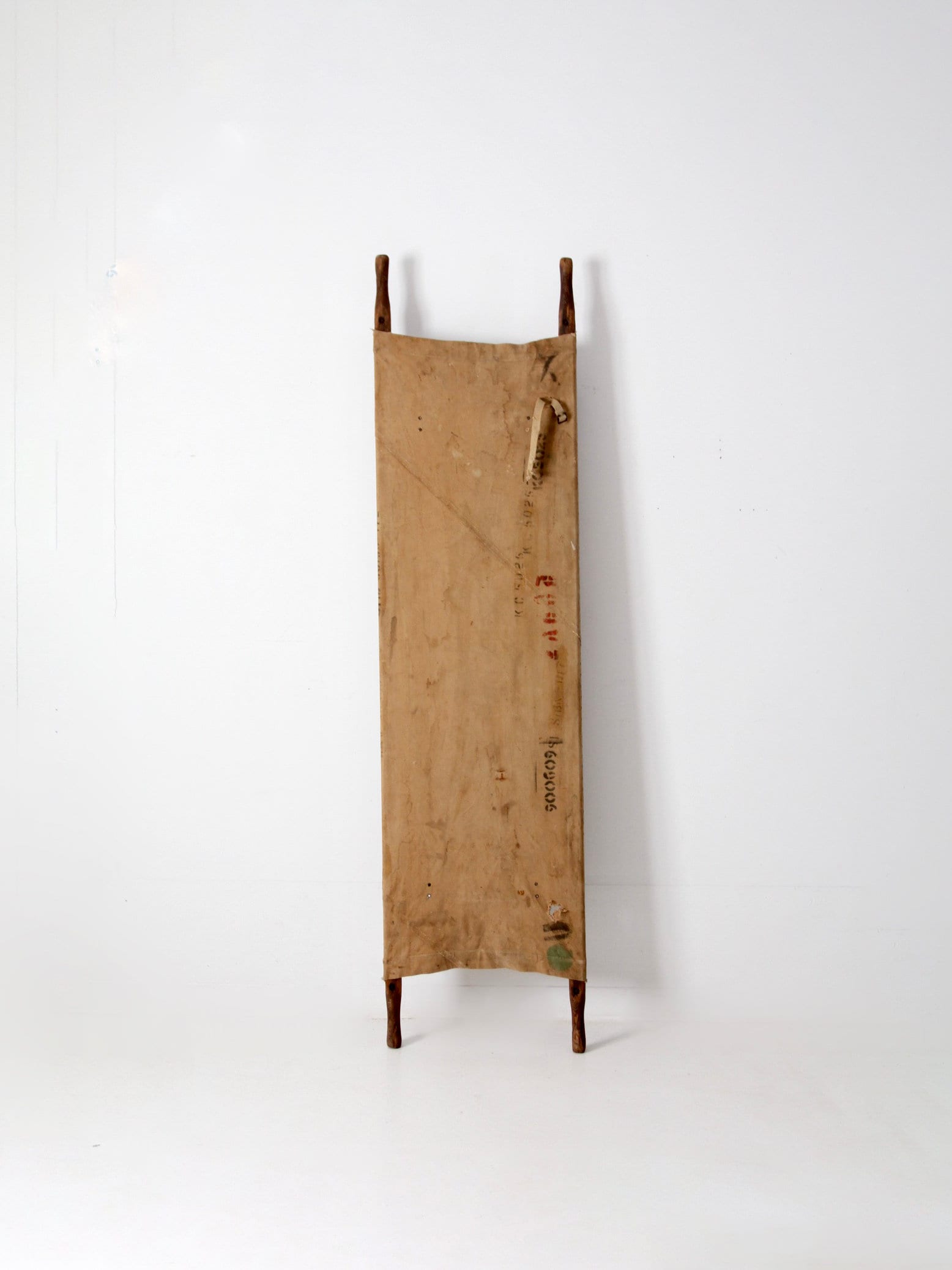 Camilla médica antigua de madera México