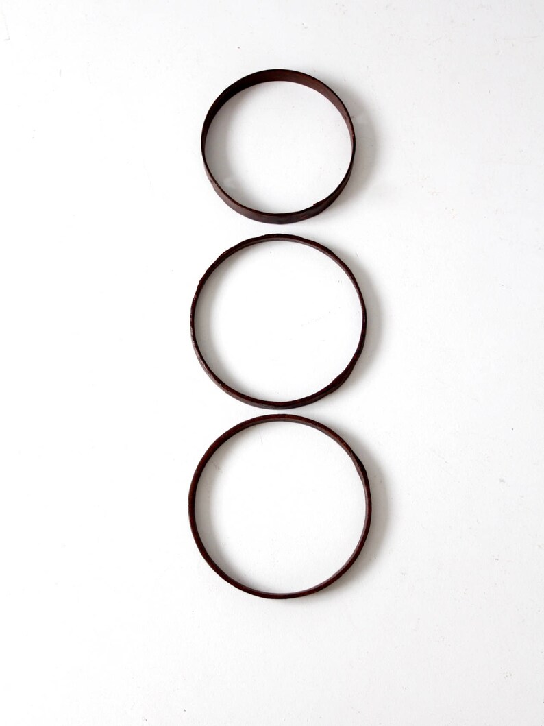 antique iron rings collection of 3 image 4