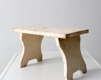 reposapiés de madera pintado antiguo