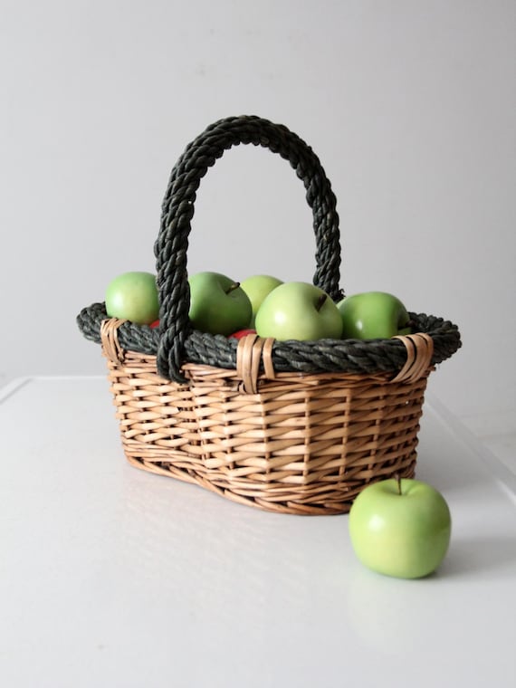 ヴィンテージの籐かご - Etsy 日本