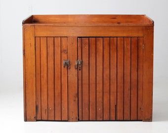 antique beadboard dry sink