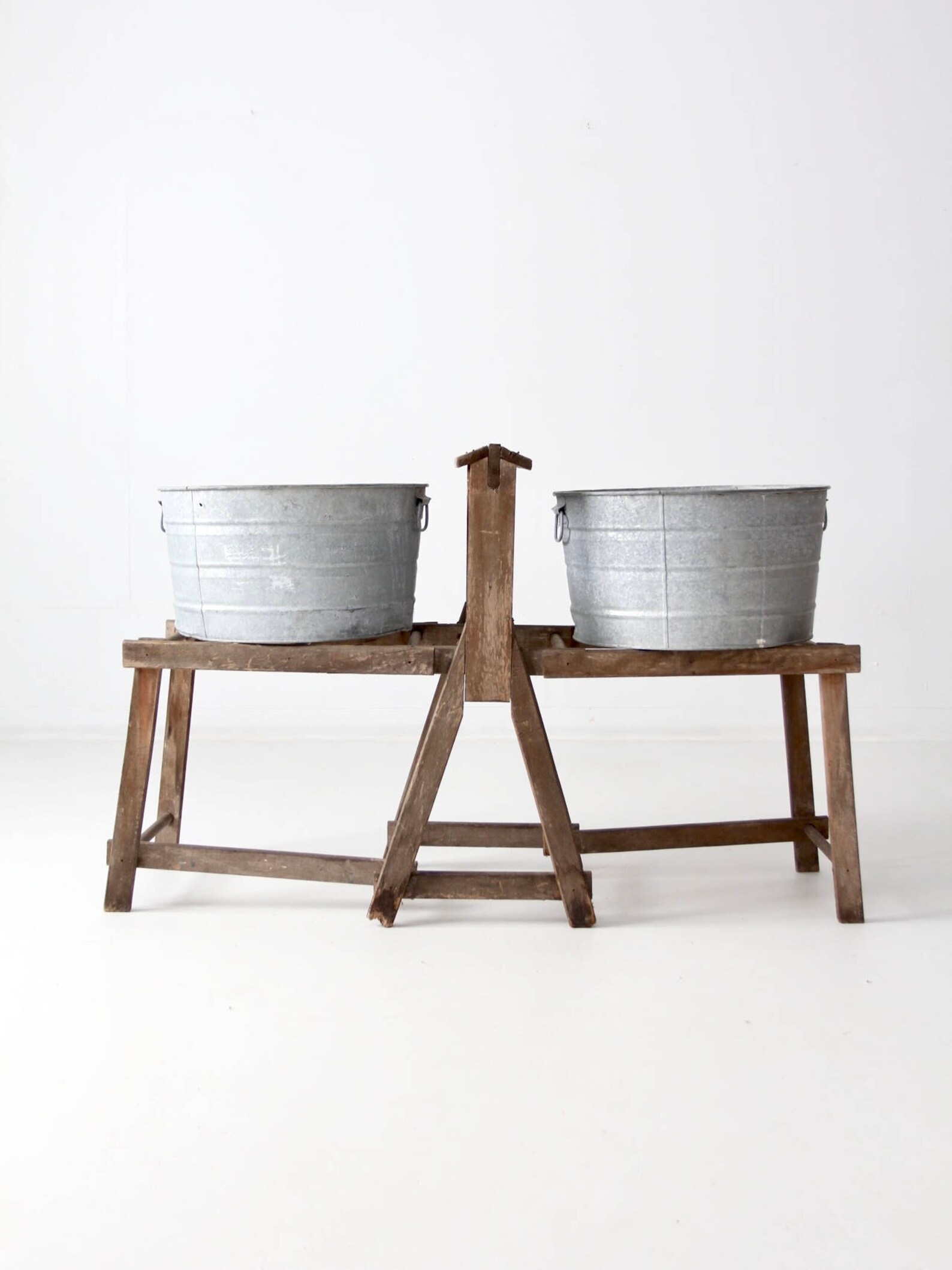 Antique wash tub stand primitive laundry stand Etsy