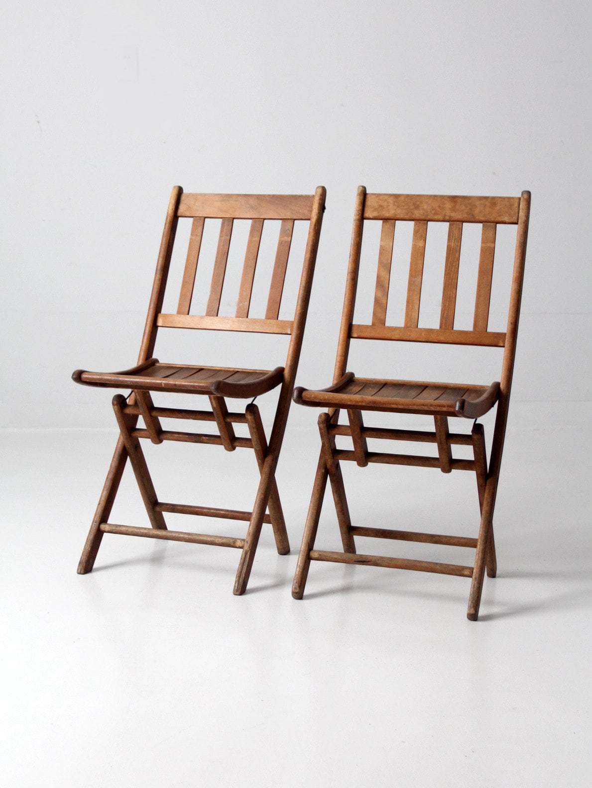 Vintage Wood Folding Chairs Pair Etsy