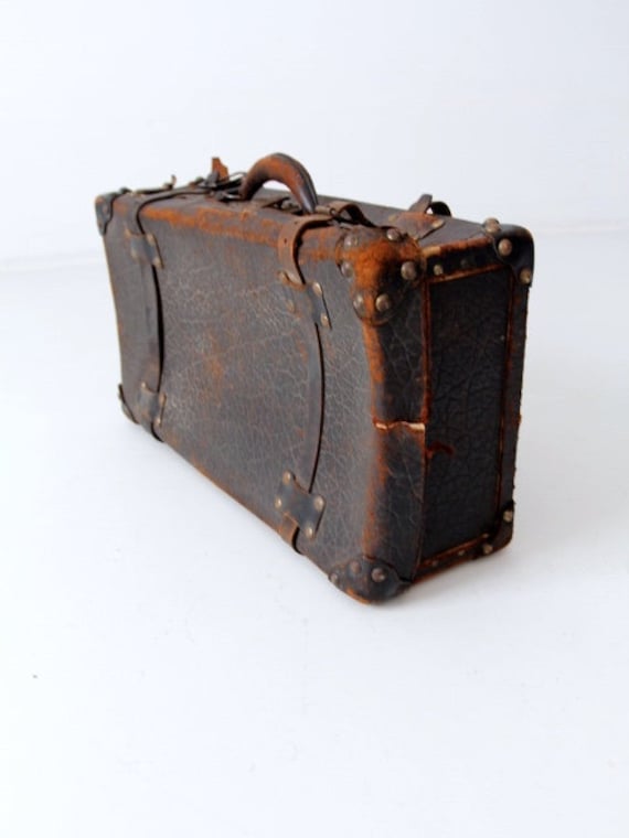 antique leather suitcase - image 8