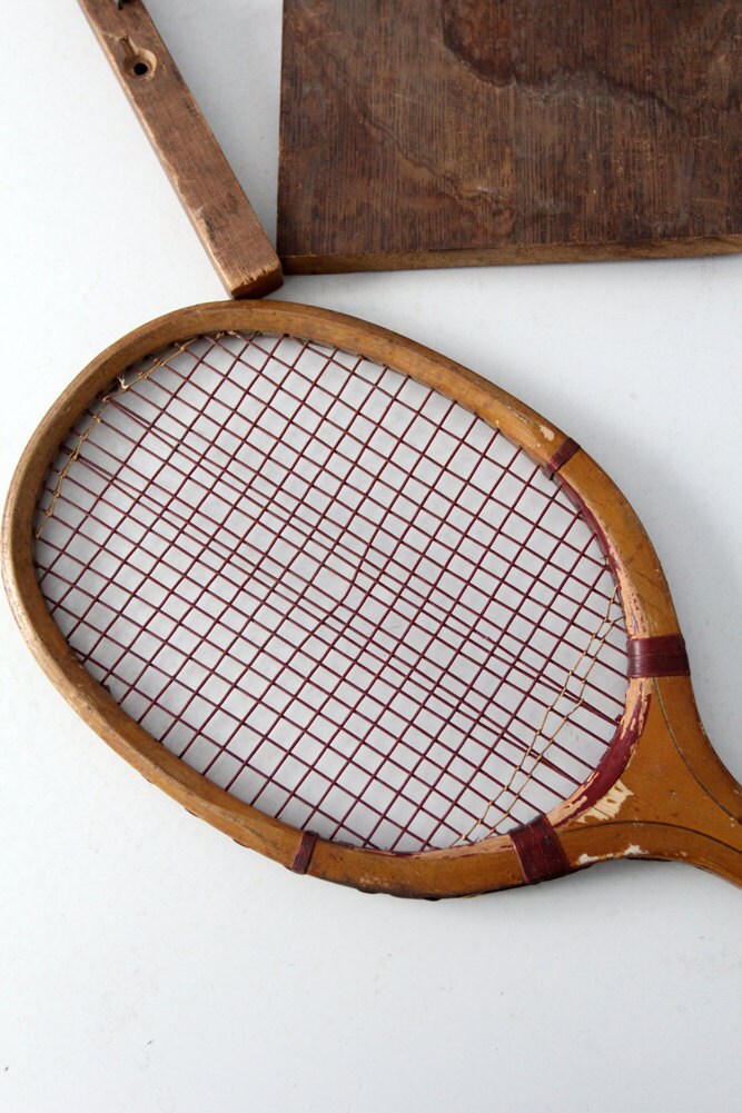 1920年代のW & D Criterionテニスラケットと原始的な壁掛け金具 - Etsy
