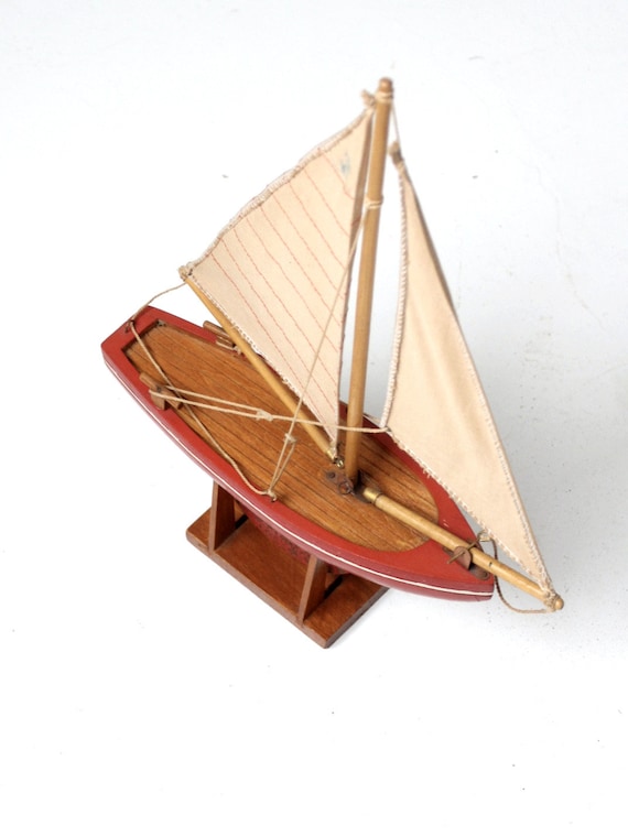 木製帆船　アンティーク 木製帆船模型 船 置物 アンティーク レトロ オブジェの買取を