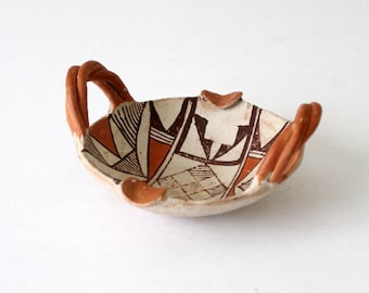 vintage Acoma Pueblo pottery