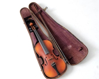 vintage Glaesel violin with case