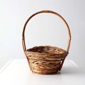 vintage woven handle basket