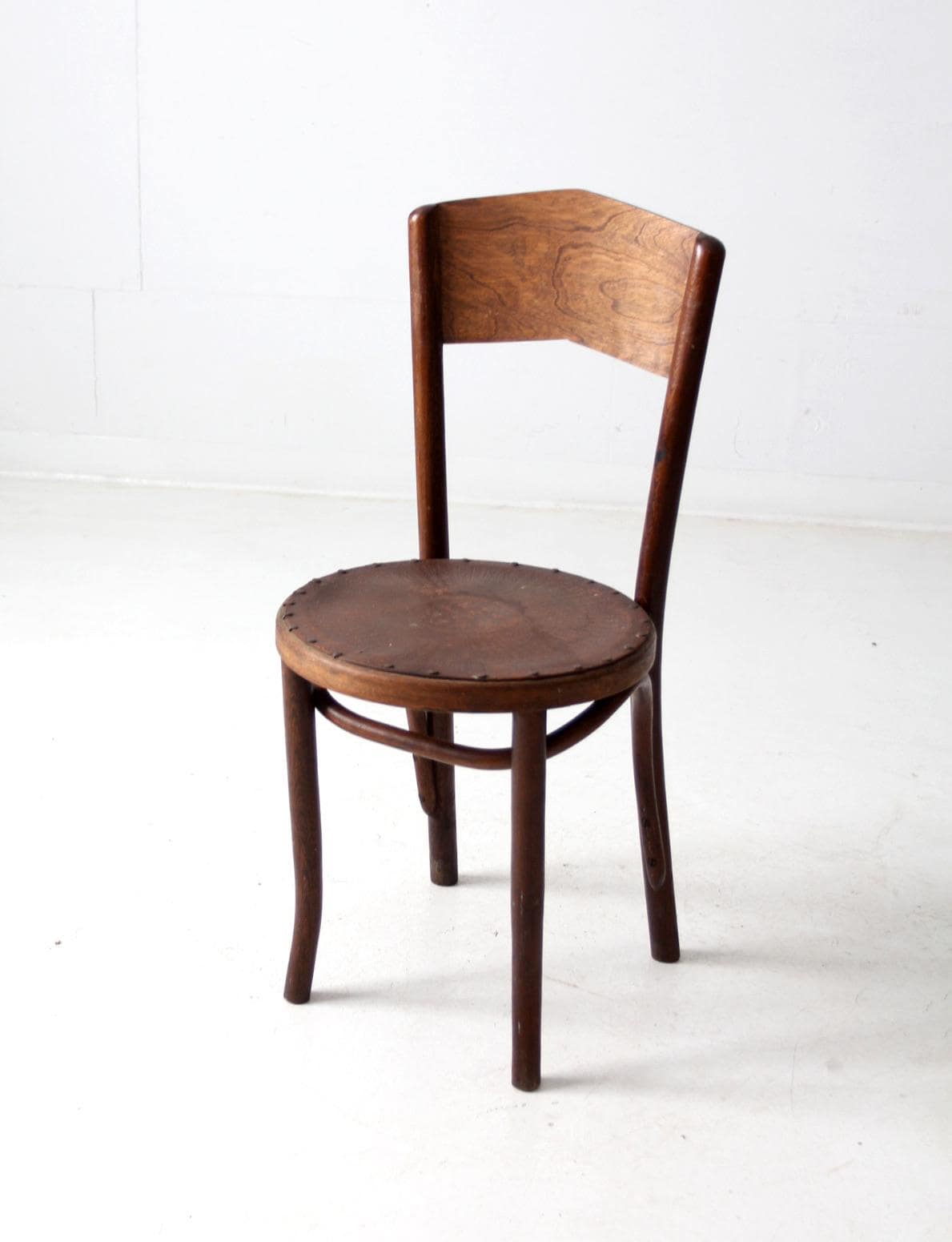ダイニングチェア Abord Bentwood chair il_fullxfull.6384795671_mjkb.jpg
