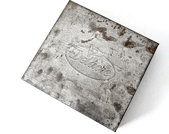 vintage Delacre tin box