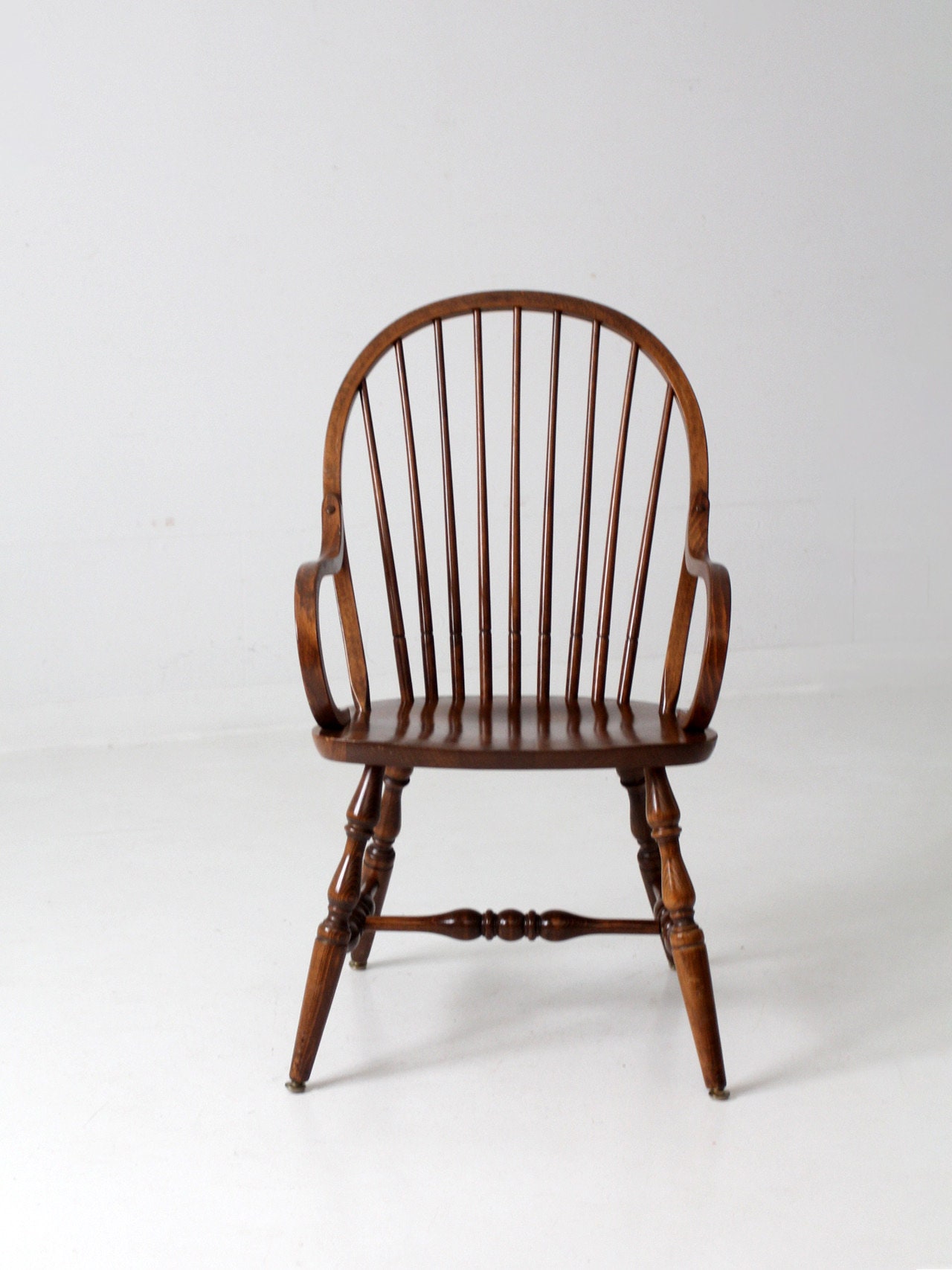 みちこは Windsor arm chair Mid-century Windsor Armchair - Etsy