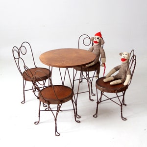 antique children&#39;s ice cream parlor table and chairs set