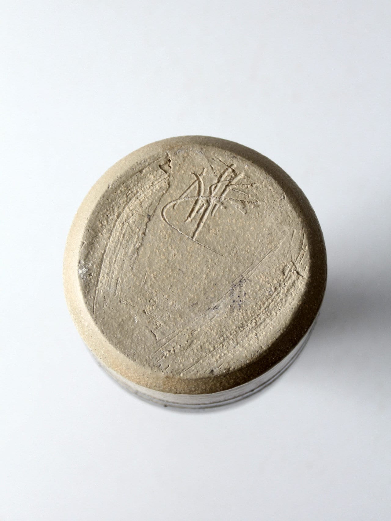 欧州製　studio陶器のヴィンテージ花瓶　ひし形模様 ドイツ製ヴィンテージ花瓶 芸術性高い一輪挿し