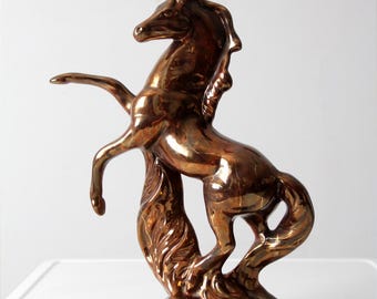 cavalo de cerâmica com esmalte metálico de meados do século
