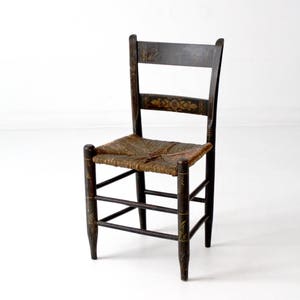 antique Hitchcock style chair, rush seat painted chair 画像 1