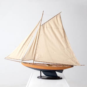 early 20th century pond yacht
