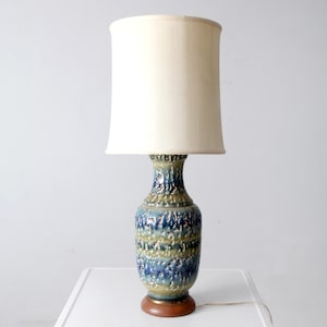 mid-century ceramic table lamp