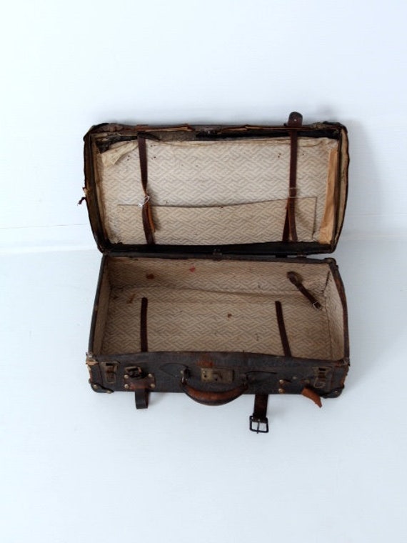 antique leather suitcase - image 10