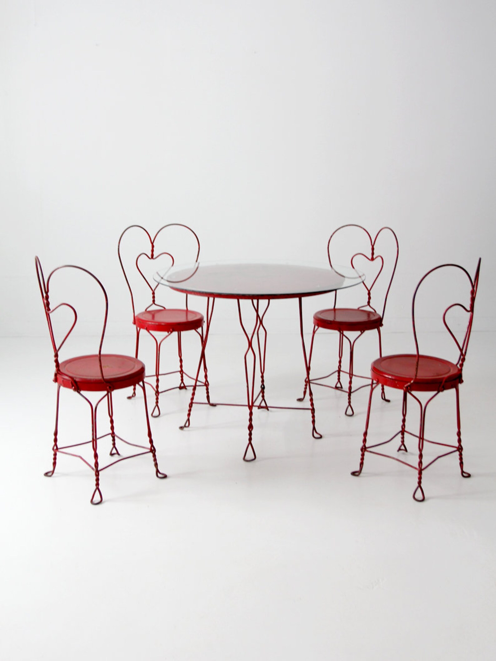 Vintage Ice Cream Parlor Table Set With 4 Chairs, Red Outdoor Furniture