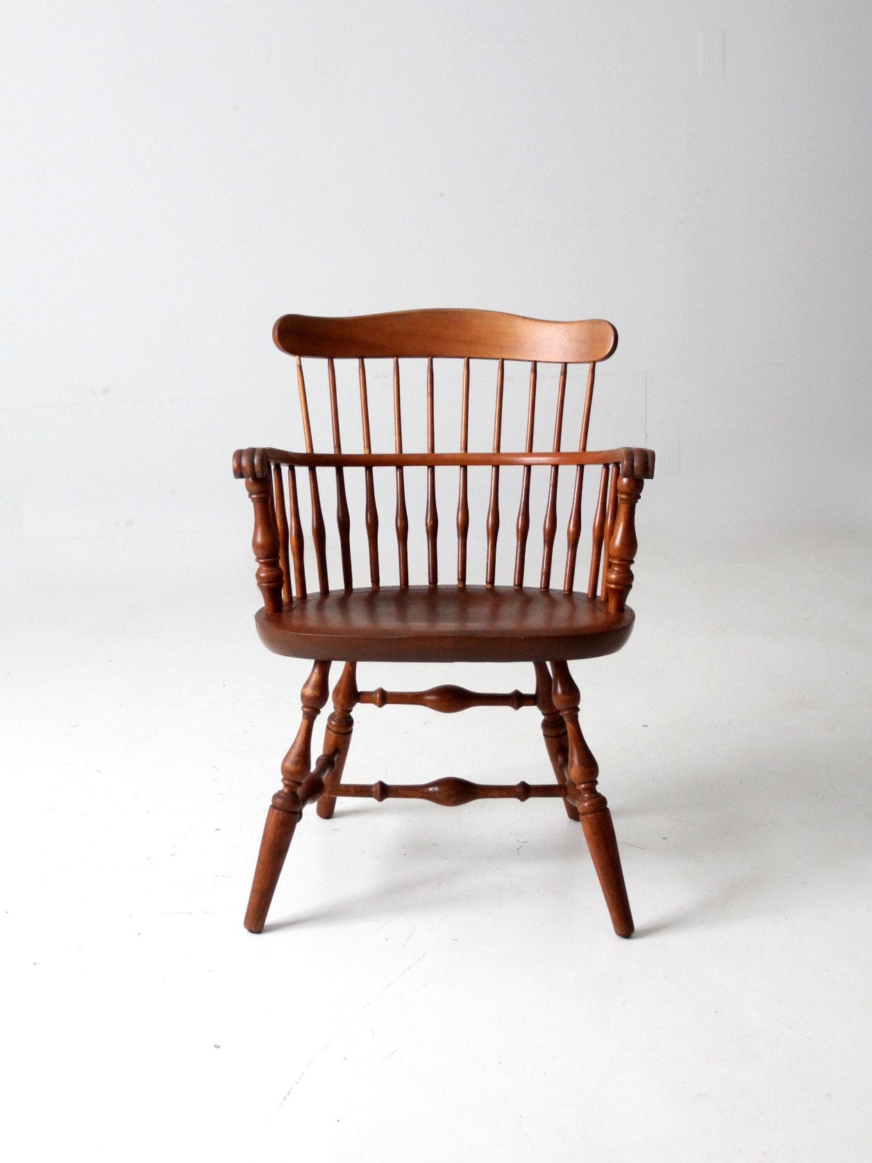 みちこは Windsor arm chair antique Windsor arm chair with rush seat – 86 Vintage