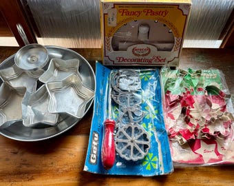 Vintage Baking Set: Rosette Iron, Star Jello Molds, Cookie Cutters, Buenilum Tray