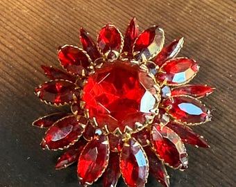 Vintage Red Judy Lee Brooch – Flower Starburst Pin
