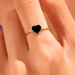 14k Solid Gold Minimalist Heart Ring / Tiny Black Enamel Accent / Dainty Stacking Ring for Women / Birthday Gift for her