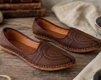 Handmade Brown Leather Jutti, Traditional Punjabi Loafers, Wedding Ethnic Footwear