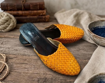 Mules de piel amarillas tejidas sin cordones, calzado de verano para mujer.