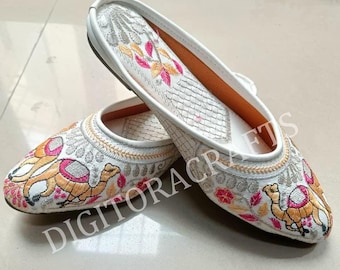 Embroidered Camel Flats, Indian Juttis, Festive Party Footwear, Handmade Ethnic Shoes