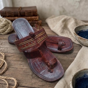 Handmade Brown Leather Kolhapuri Chappal | Women's Indian Ethnic Sandals