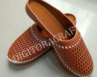 Women's Brown Woven Mules, Breathable Cutout Flats, Casual Comfort Slides