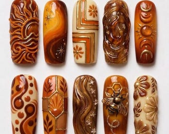 Uñas postizas vintage de terracota hechas a mano / Diseño de lujo en 3D de abeja y sol celestial / Set de uñas personalizadas con bonito degradado ámbar y dorado cromado