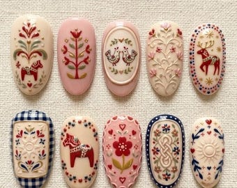 Handmade Scandi Folk Art Press On Nails | 3D Dala Horse, Floral & Traditional Motif | Vintage Nordic Fake Nails Set