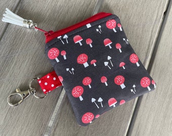 Mushrooms mini wristlet pouch//Airpods pouch//Lip balm holder//Mushrooms Coin pouch//Mushrooms mini accessory holder.