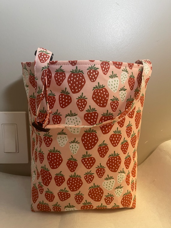 Strawberry Car Trash Can: Reusable Hanging Accessory Holder