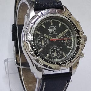 Chronograph Quartz  Wrist Watch For Men Q8