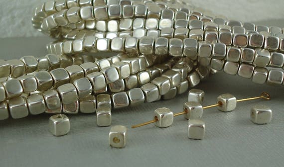 Argenté 50Pcs Acier Inoxydable Loose Round Spacer Beads À faire soi-même Jewelry Making