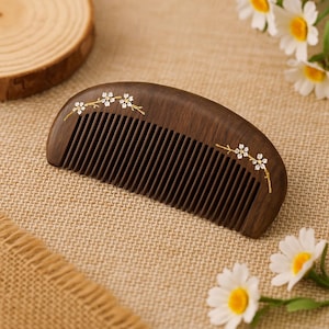 Natural Sandalwood Comb – Fine Tooth Wooden Hair Comb – Anti-Static Scalp Massage and Acupressure – Gift for Men & Women