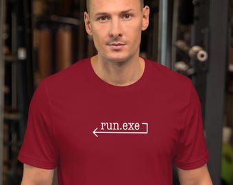 Run.exe Programmierer T-Shirt: Minimalistisches Programmierer T-Shirt