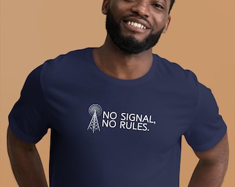 Retro Radio Tower Graphic Tee: Vintage Musikliebhaber T-Shirt