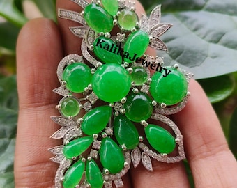 Vintage Art Deco Green Jade Brooch: 14k White Gold Plated Sterling Silver