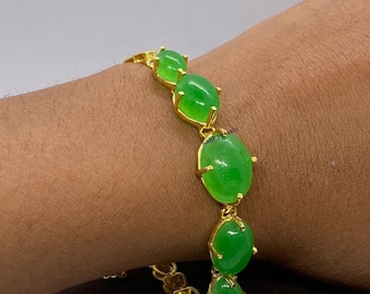 Vintage Jade Bracelet, Vintage 14k Gold Plated Oval Jade Link Bracelet with Charm, Unique Vintage Bracelets, Stackable Bracelets,