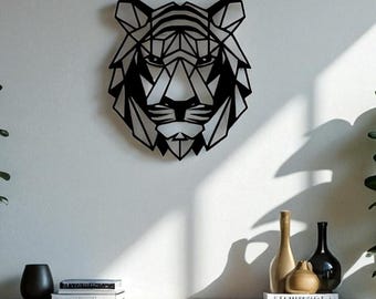 Metalowa dekoracja ścienna z jeleniem, prezent dla miłośnika dzikiej przyrody, rustykalna zawieszka z jeleniem, dekoracja ścienna do biura, wystrój domu inspirowany naturą, metalowy akcent ścienny do domku
